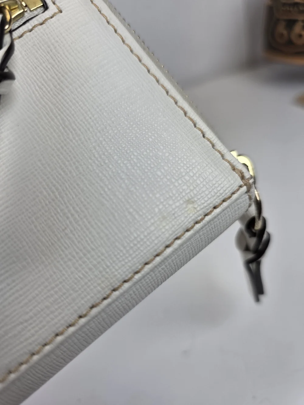 Dooney & Bourke White Cream Zip-Around Compact Wallet